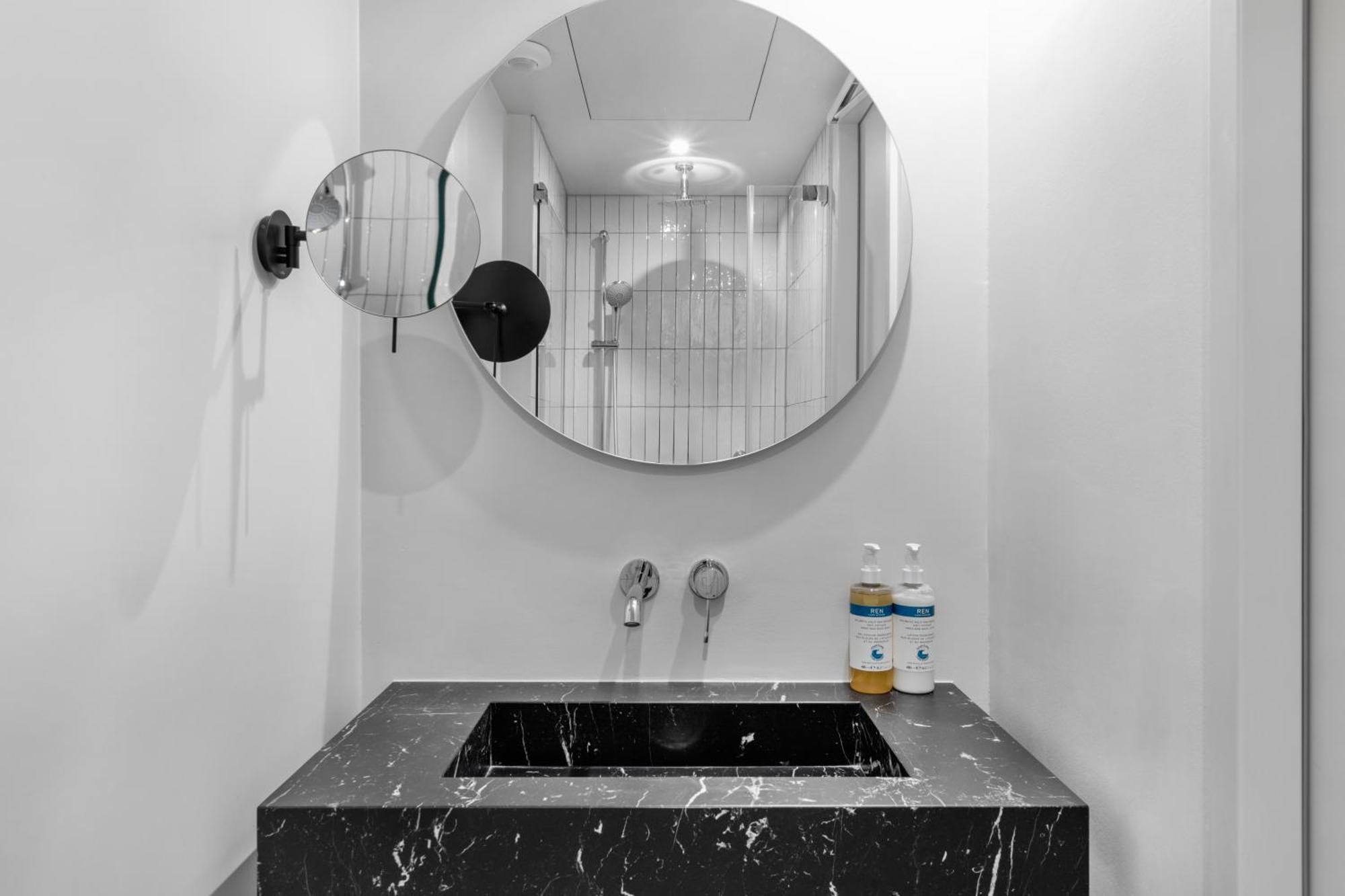Numa Berlin Savi Aparthotel Екстериор снимка